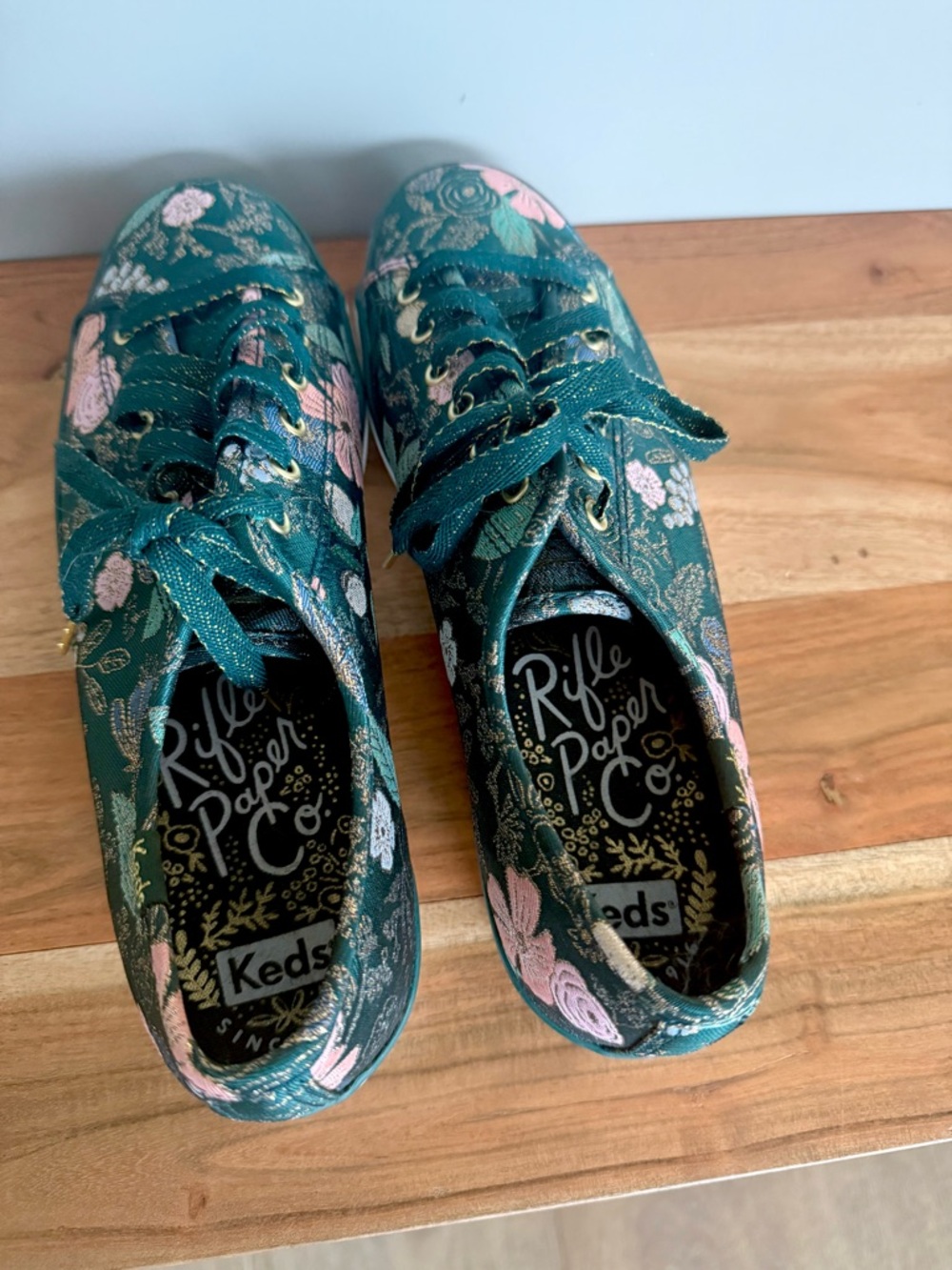 KEDS Rifle Paper Co Brand New Floral Sneakers size 7.5 - Picture 2 of 4